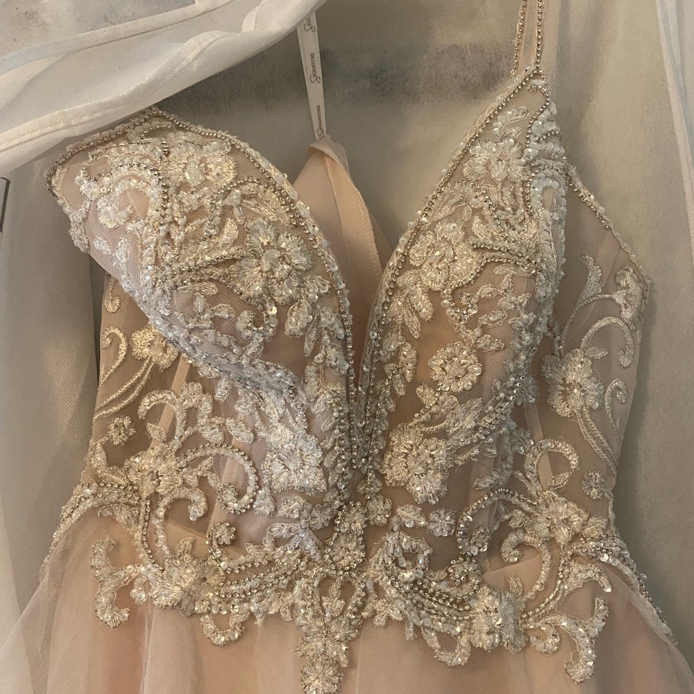 David’s Bridal Galina signature sheer Beaded Bodice ALine Wedding Dress 6